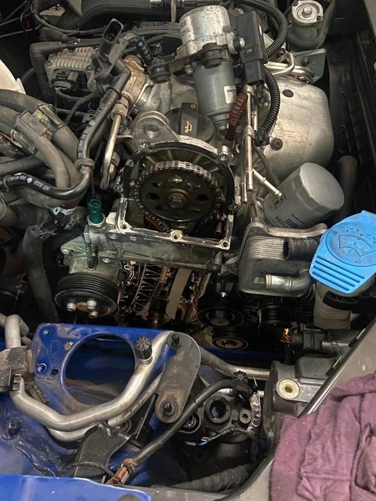 Vehicle servicing being carried out